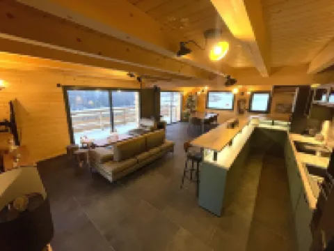 Grand Chalet Avec Piscine et Jacuzzi