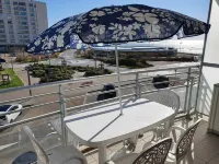 Rent t1 bis 50 m from the beach. Large south-facing balcony with sea view