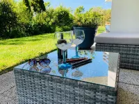 Holiday home at a copse and small lake, close to the beach