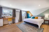 Lower Mission Private Suite