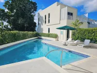 Exquisite Barbados Townhome Hotels near Top Rock Roundabout