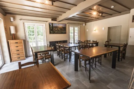 Marie Eder Отели в г. Ларсор