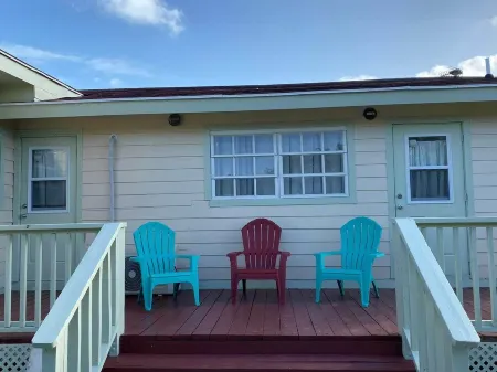 New 2 bed 2 bath Villa - near George Town and minutes from the beach!