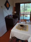 Character cottage. Walking distance to mountain and town. Private with spa.