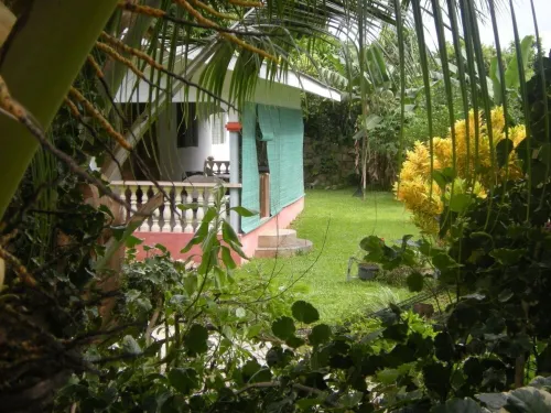 Villa with large terrace and breathtaking ocean views nearby