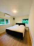 Morning Glory: Huisje Forest. Stijlvolle en Luxe Accommodatie Hotels in Apeldoorn
