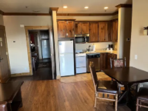 3/14 - 3/21 Westgate Gatlinburg-3 Br Villa Sleeps 12 - 8 Waterpark