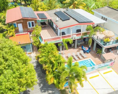 Vacation Home for 20 Guests with 2 Private Pools Hotels in Aguada