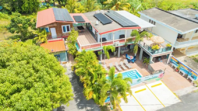 Vacation Home for 20 Guests with 2 Private Pools