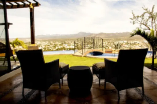 Stunning View! Luxury Villa