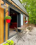 Beautiful  1-bedroom Cottage on Shawanaga Lake Hotels near The Ridge at Manitou Golf Club