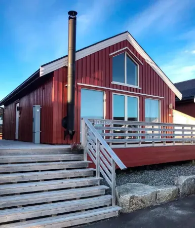 Hjellebua - Stamsund, in the heart of Lofoten Отели рядом с достопримечательностью «Galleri 2»