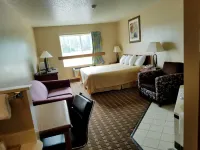 Inn of the Pines Hotels in Adams County