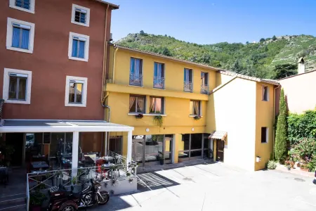 Logis Hôtel Restaurant Azalées