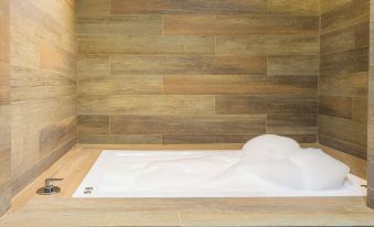 Hotel Pance 122 Wellness Spa