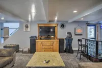 Spacious Sheboygan Home w/ Grill & Fire Pit! - acceptant les animaux