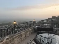 Kasr-I Abbas Hotel