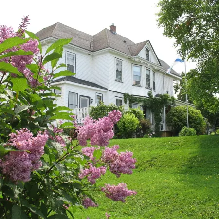 The Nelson House Bed & Breakfast