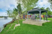 Fish & Hike: Peaceful Cabin on Williamson River