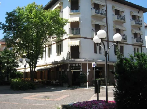 Hotel Diana