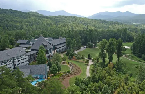 Brasstown Valley Resort & Spa Hotels in Towns County