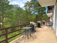 Fawn Valley Inn- 101 Condo - Apartments