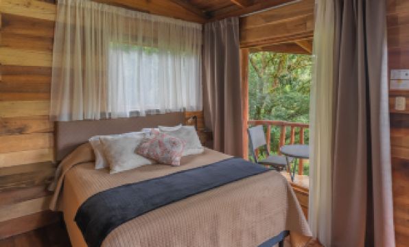 Cedrela Eco-Lodge & Restaurante