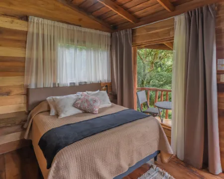 Cedrela Eco-Lodge & Restaurante Hoteles en Copey