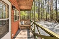 Family-Friendly Cabin ~ 5 Mi to Dtwn New Bern - 3-Star