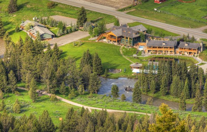 Rainbow Ranch Lodge