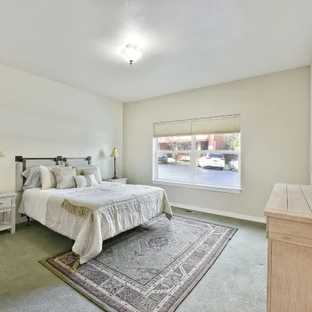 230 4th Street