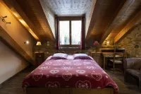 Aiguille de La Tza Hotels in Evolene