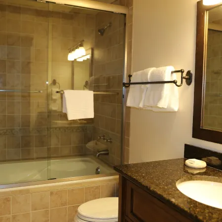 Junior King Suite 1 Bedroom Hotel Room by RedAwning