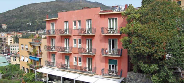 Hotel Carla Hotele w: Levanto