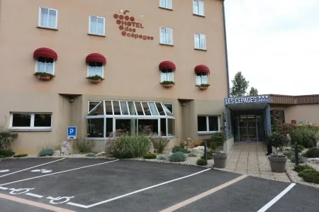 Logis Hotel des Cépages Отели в г. Бюфар