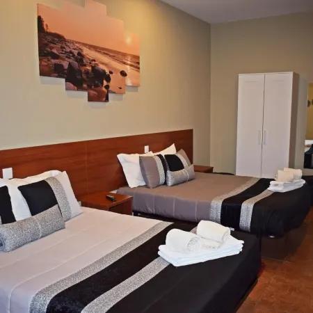 GuestHouse Belo Horizonte Отели рядом с достопримечательностью «Театр Колизей-Порту»