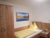 No1 - Flo's Rooms & Breakfast - Balkoner