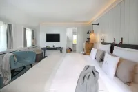 Landhaus Severin's Morsum Kliff Hotels in Borgsum