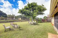 Riverfront Backyard & Grill: Sunrise Family Home