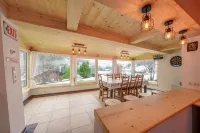 Holiday apartment for up to 8 people! No dogs!