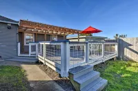 Eureka Cottage Near Sequoia Park and Old Town! - Hot Tub