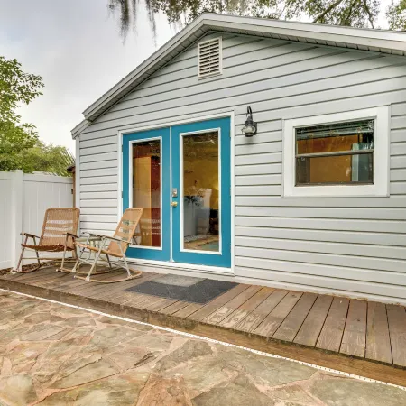 Mt Dora Couple's Retreat w/ Shared Pool!