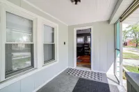 Cozy Indiana Getaway Near Washington Park Zoo!