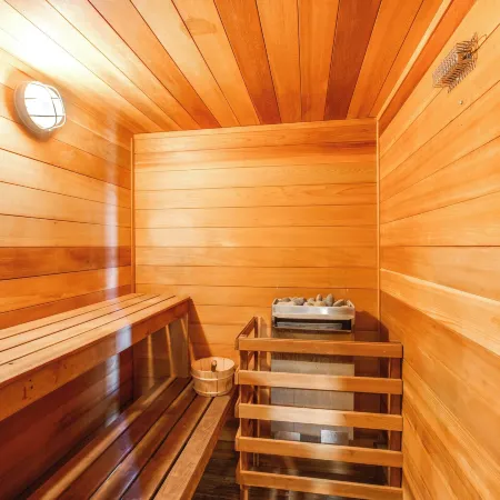 2 Mi to Heavenly Mtn Resort: Retreat w/ Sauna!