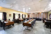 Narmada Hills Resort - breakfast