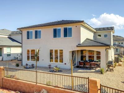 Washington Home w/ Mtn Views, Near Hiking!