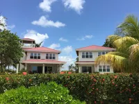 Gold Standard Beach Front Estate with Private Pool and walk to Placencia Village