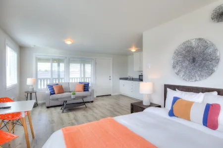 Ocean Shores Resort - Brand New Rooms Отели в г. Ошен Шорс