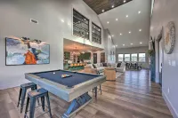 Lavish Riverfront Escape w/ Gas Grill! - parking