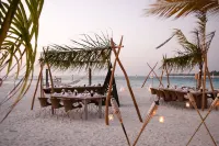 Nazaki Luxury Beach Hotel - Beach